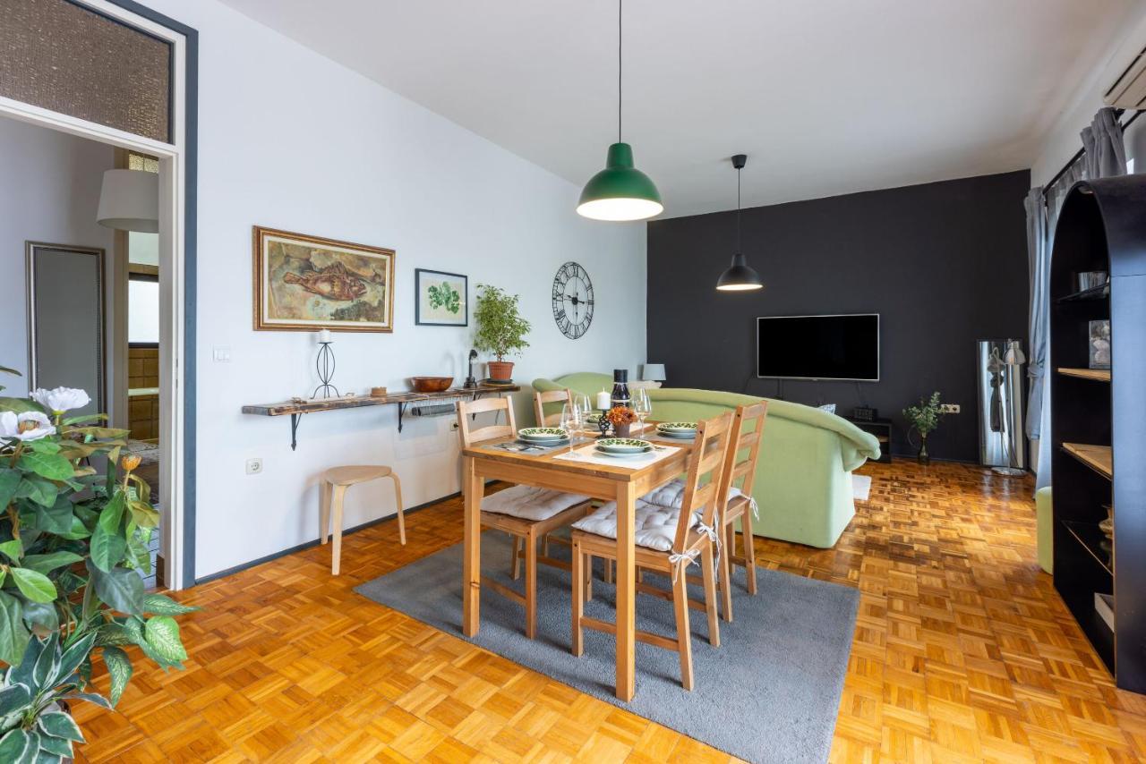 Apartment Suzy Драмаль Екстер'єр фото
