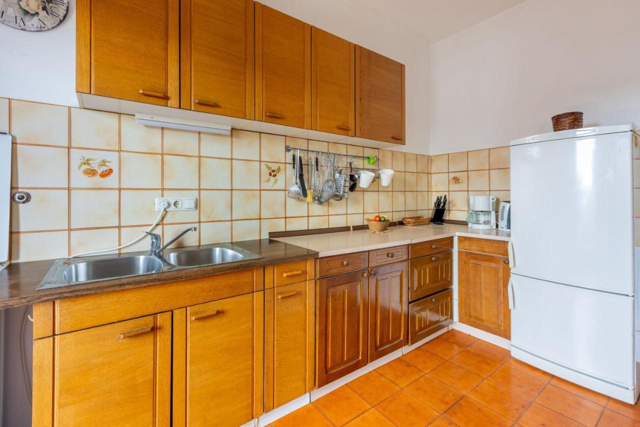 Apartment Suzy Драмаль Екстер'єр фото